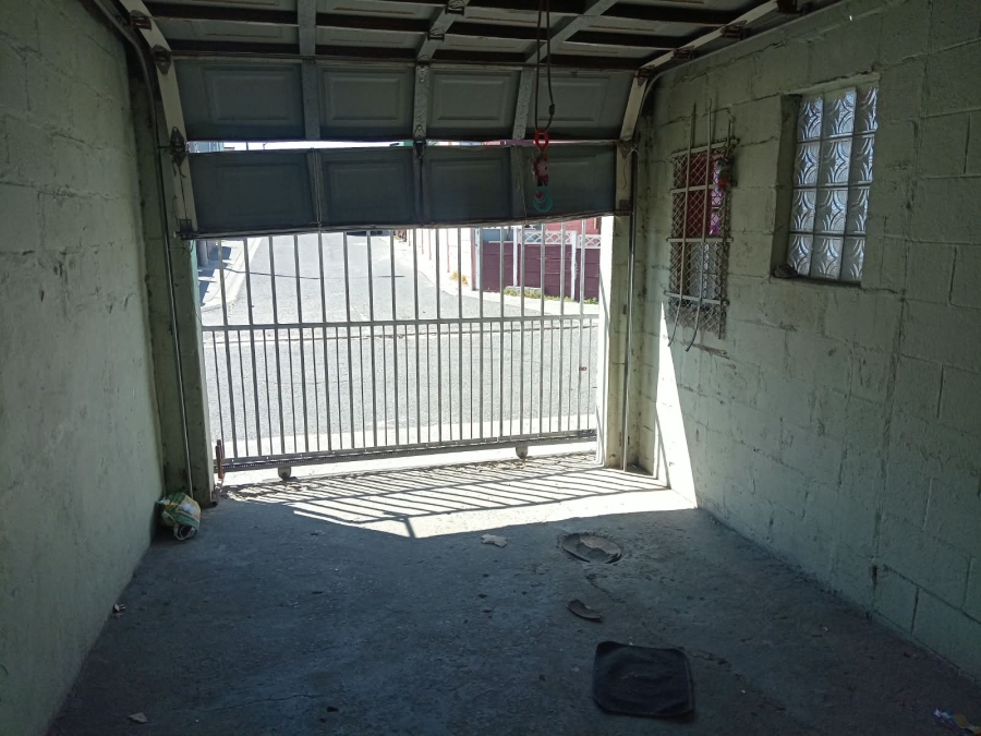 3 Bedroom Property for Sale in Tafelsig Western Cape